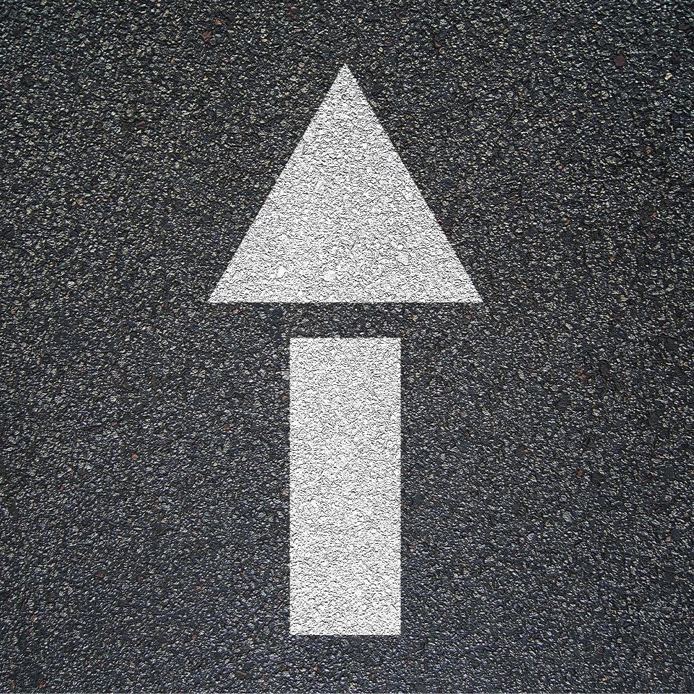 62" Straight Arrow Stencil