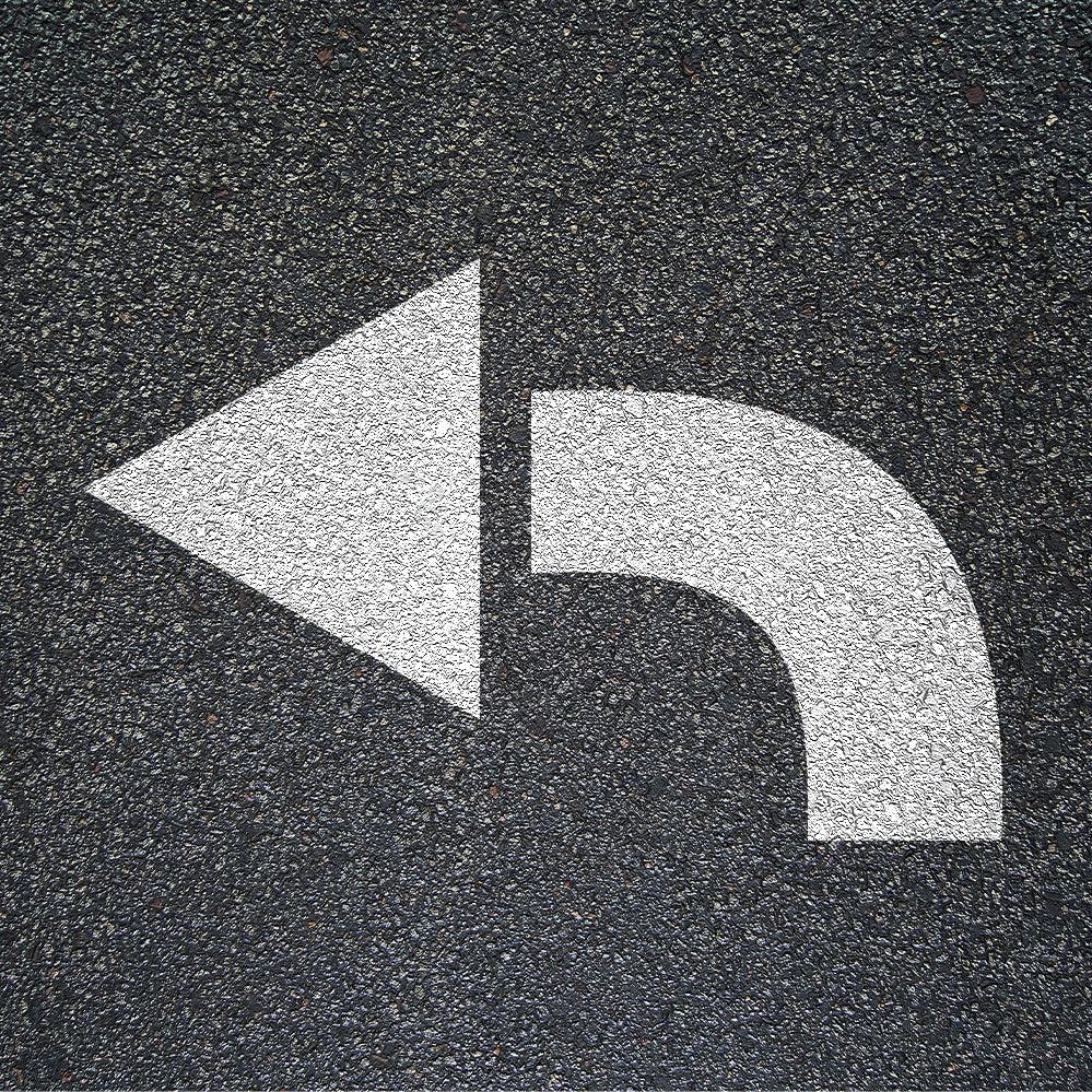 84" Turn Arrow Stencil